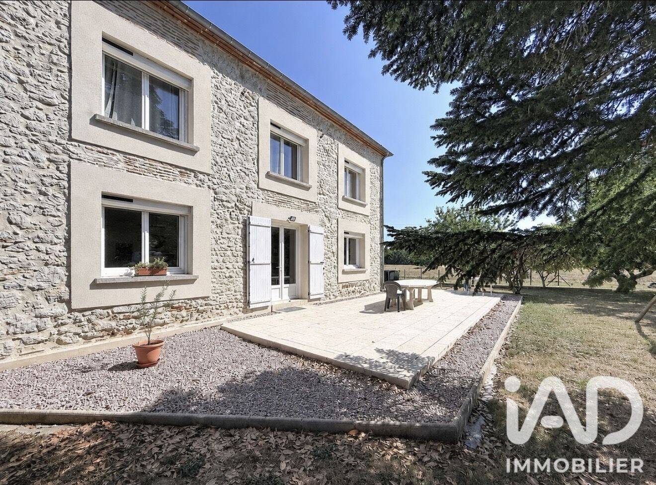 Maison 6 pièces 185 m² · à Saint-Nicolas-de-la-Balerme · 185 m² · 320 000 €