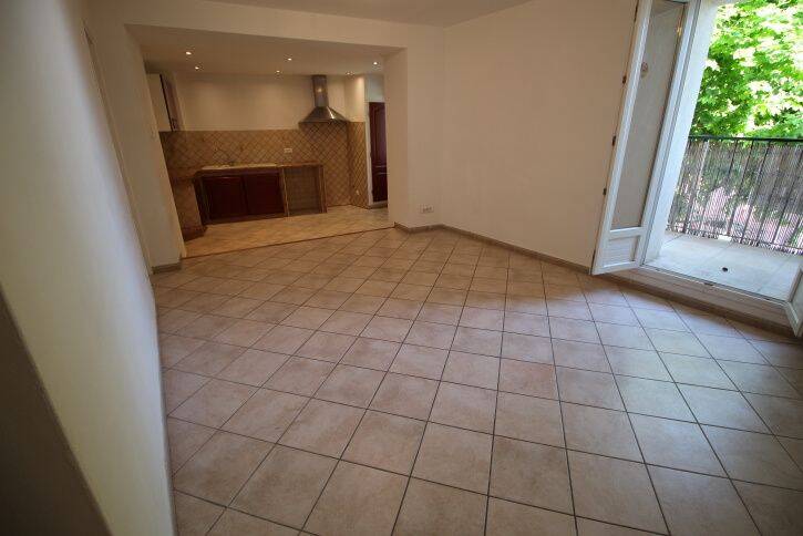 Appartement 3 pièces 59 m² · à Vacqueyras · 59 m² · 640 €