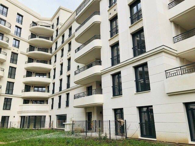 Appartement 3 pièces 75 m² · à Saint-Ouen-sur-Seine · 75,1 m² · 1 613 €