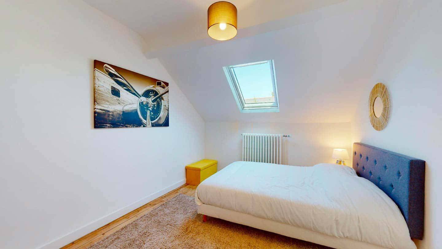 Room in Rue de l'Épine, Nantes for 426 m² with 16 bedrooms - Col — 1