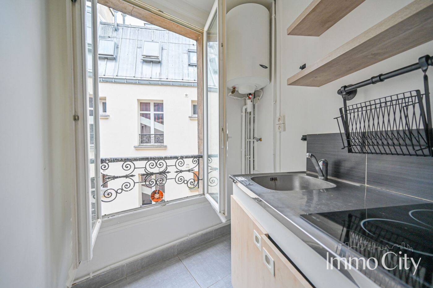 Appartement 2 pièces 29 m² · à Paris 17ème Arrondissement · 29 m² · 990 €