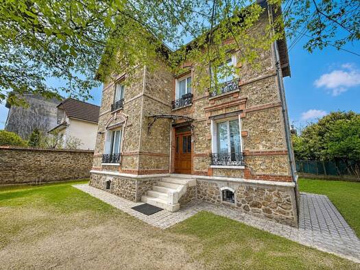 Maison à vendre 539 900 € 8 pièces 5 chambres 146 m² 446 m² de terrain Savreau Boissy-Saint-Léger 94470