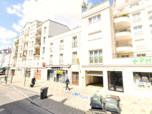 Appartement à louer 1 300 € 2 pièces 1 chambre 39 m² RDC Centre Ville Charenton-le-Pont 94220