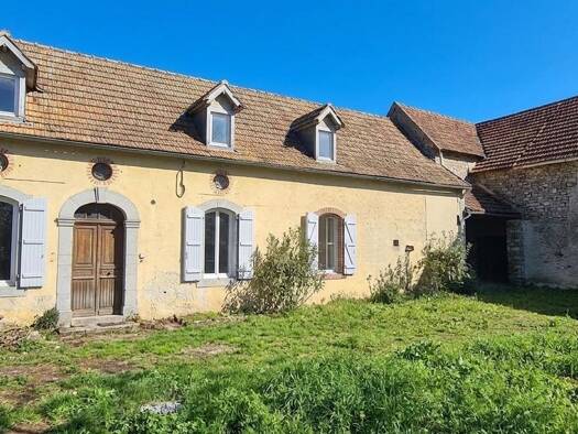 Maison à vendre 270 000 € 5 pièces 4 chambres 140 m² 4 000 m² de terrain Siarrouy 65500