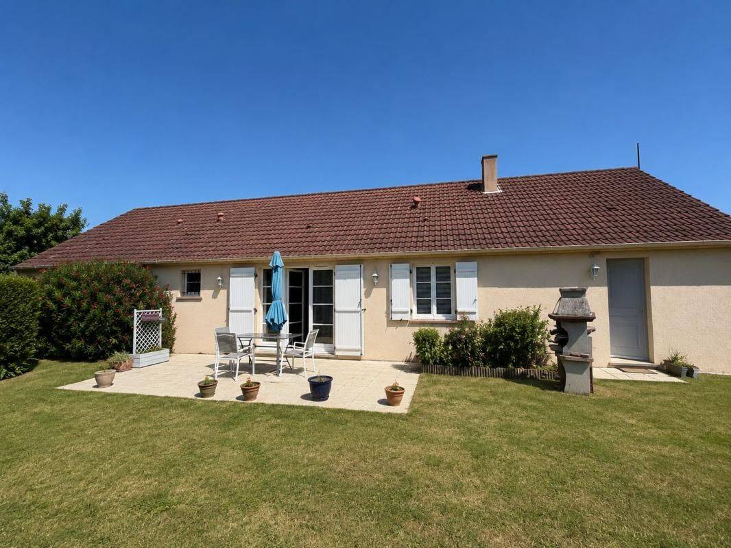 Maison 5 pièces 125 m² · à Monhoudou · 125 m² · 183 000 €