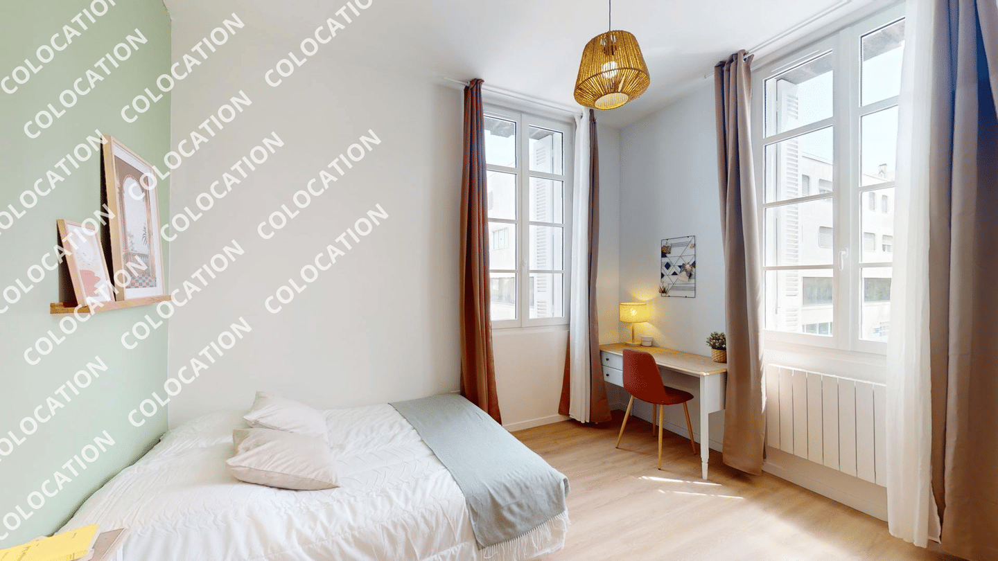 Appartement 10 pièces 120 m² · à Bordeaux · 120 m² · 580 €/mois
