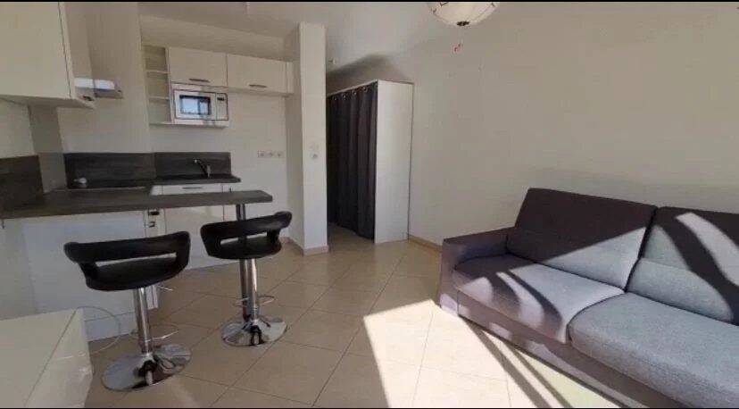 Appartement 1 pièce 25 m² · à Menton · 25 m² · 860 €