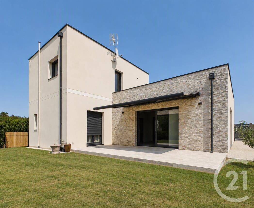 Maison 5 pièces 160 m² · à Chartres · 160 m² · 349 000 €