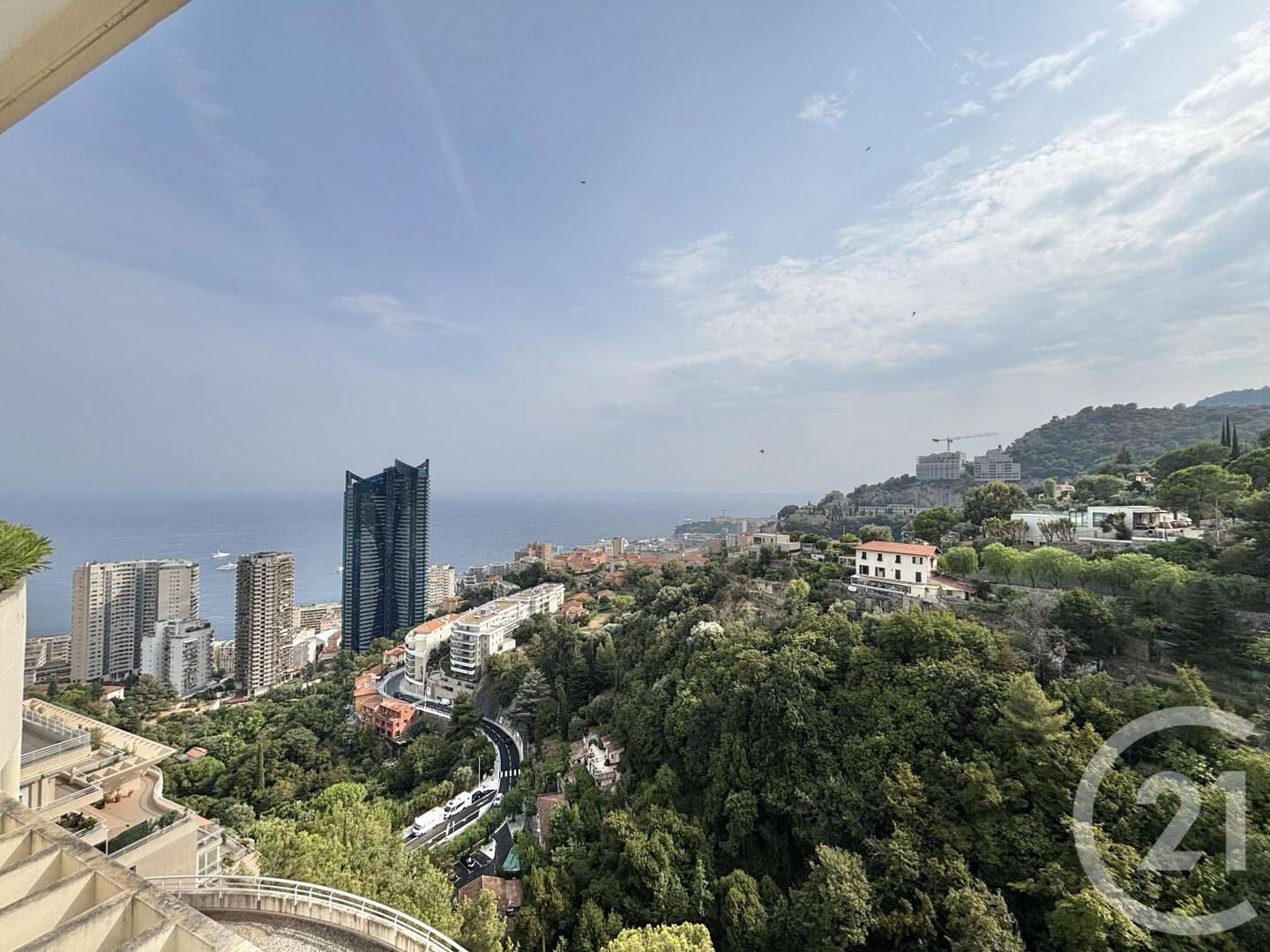 Appartement 2 pièces 57 m² · à Beausoleil · 57 m² · 2 530 €