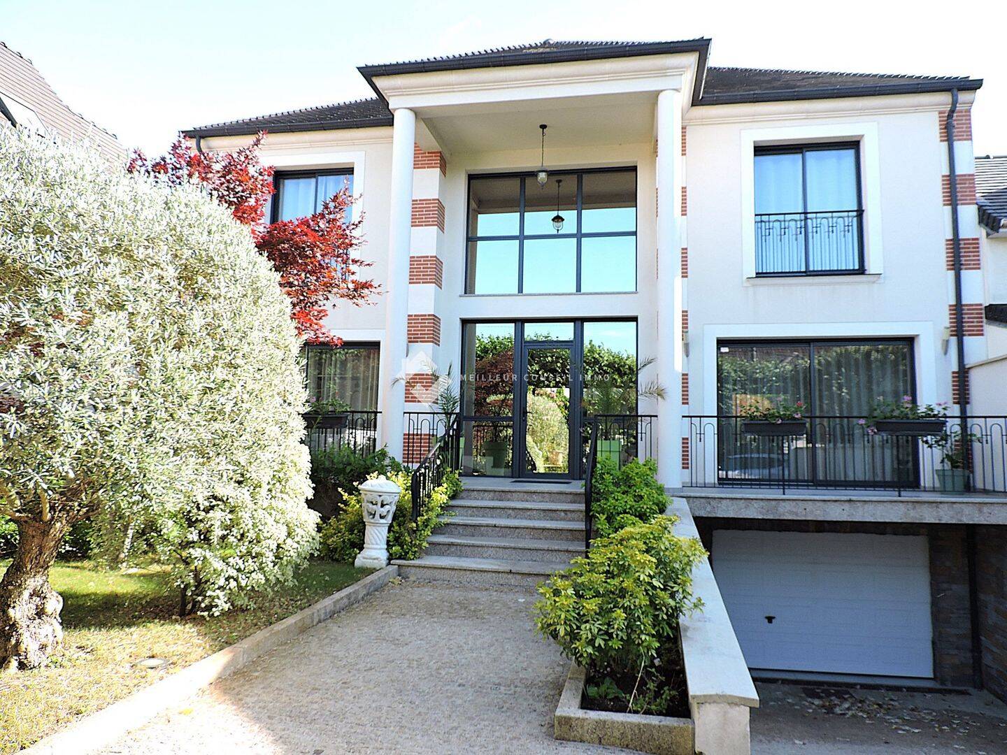 Maison 6 pièces 177 m² · à Champs-sur-Marne · 177 m² · 850 000 €