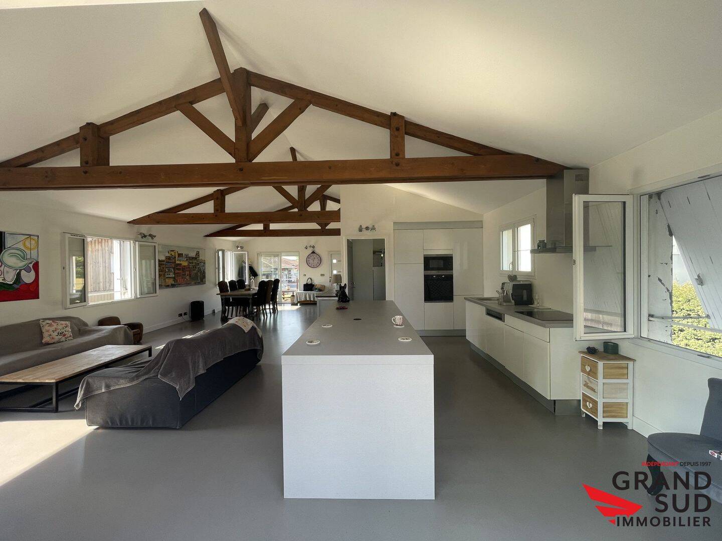 Maison 5 pièces 135 m² · à Carignan-de-Bordeaux · 135 m² · 360 000 €