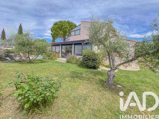 Maison à vendre 649 000 € 9 pièces 5 chambres 204 m² 1 119 m² de terrain Pourrières 83910