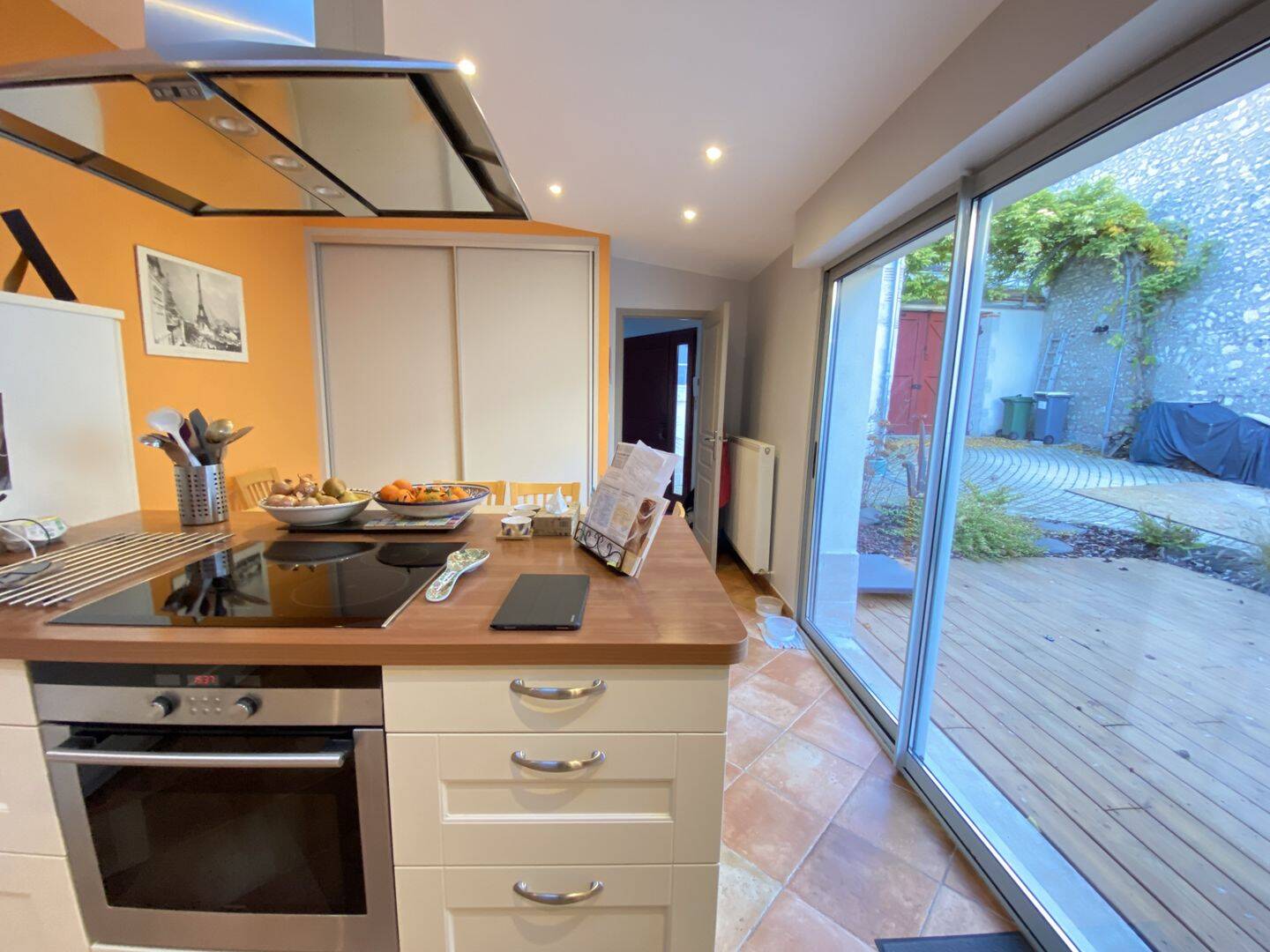 Maison 7 pièces 216 m² · à Orléans · 216 m² · 686 400 €