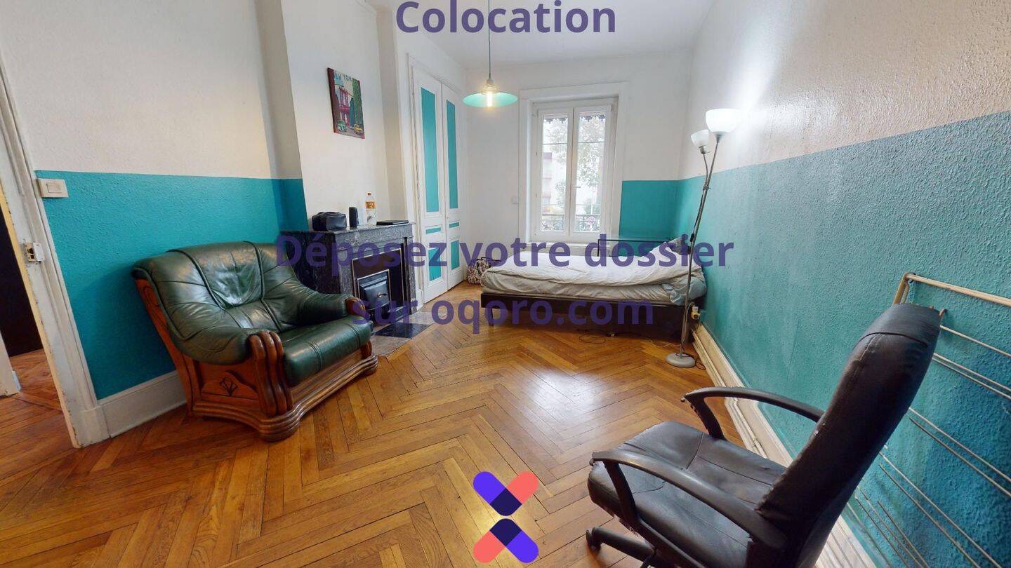 4 pièces 123 m² · à Écully · 123 m² · 594 €