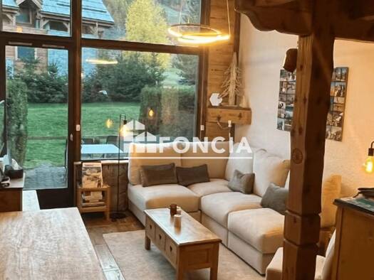Duplex à vendre 440 000 € 3 pièces 2 chambres 52 m² RDC/4 La Salle-les-Alpes 05240