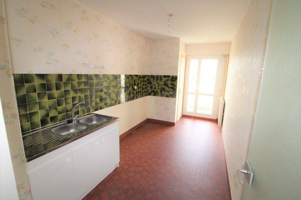 Appartement 4 pièces 82 m² · à Saint-Brieuc · 82,3 m² · 795 €