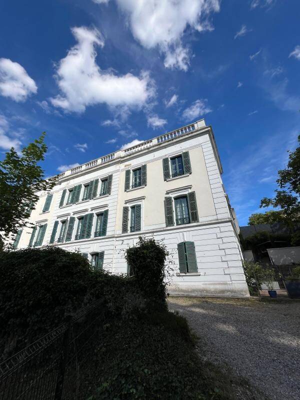 Appartement 2 pièces 47 m² · à Caluire-Et-Cuire · 47 m² · 950 €