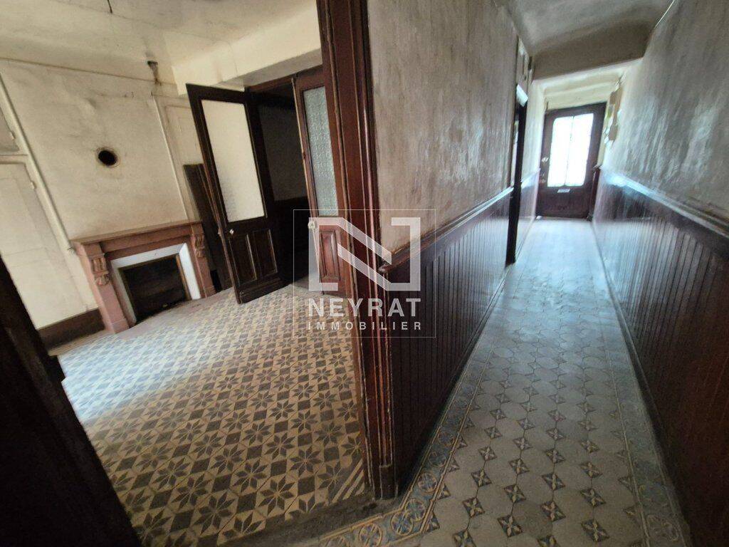 Maison 6 pièces 156 m² · à Nolay · 156 m² · 75 000 €