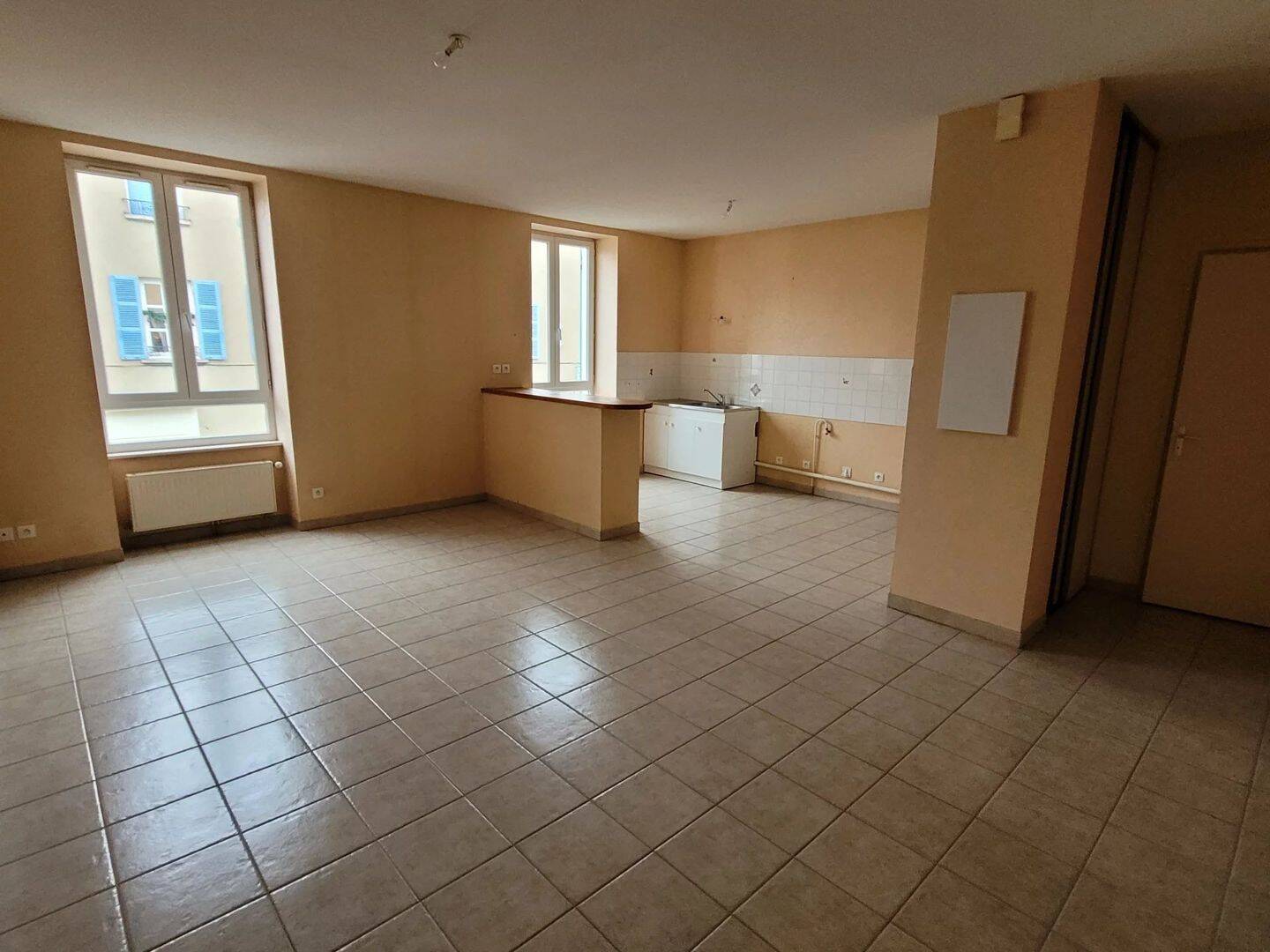Appartement 2 pièces 52 m² · à Belleville-en-Beaujolais · 51,8 m² · 545 €/mois