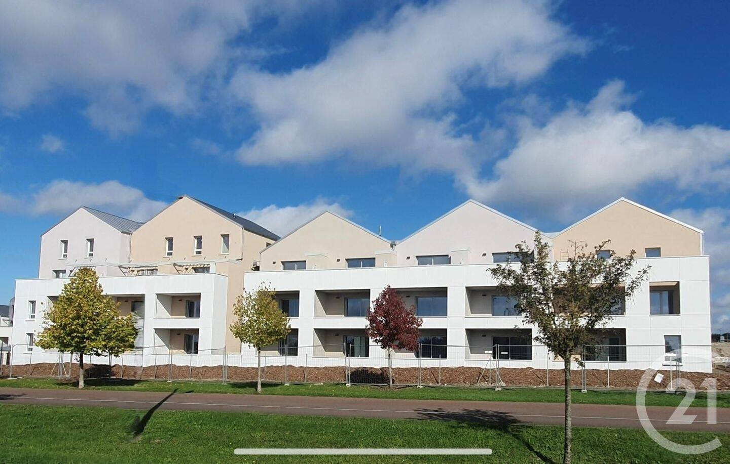 Appartement 2 pièces 47 m² · à Saran · 46,5 m² · 690 €/mois