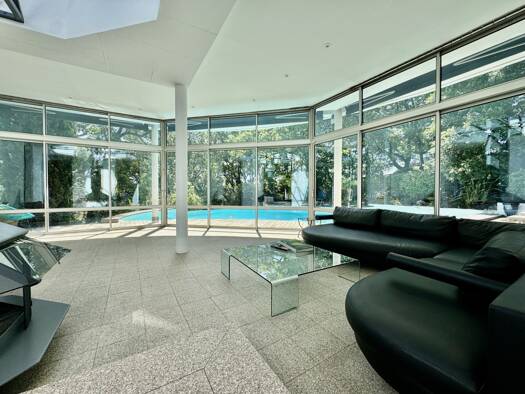 Maison de plain-pied à vendre 1 490 000 € 6 pièces 5 chambres 346 m² 4 000 m² de terrain Marseille 12ème arrondissement 13012