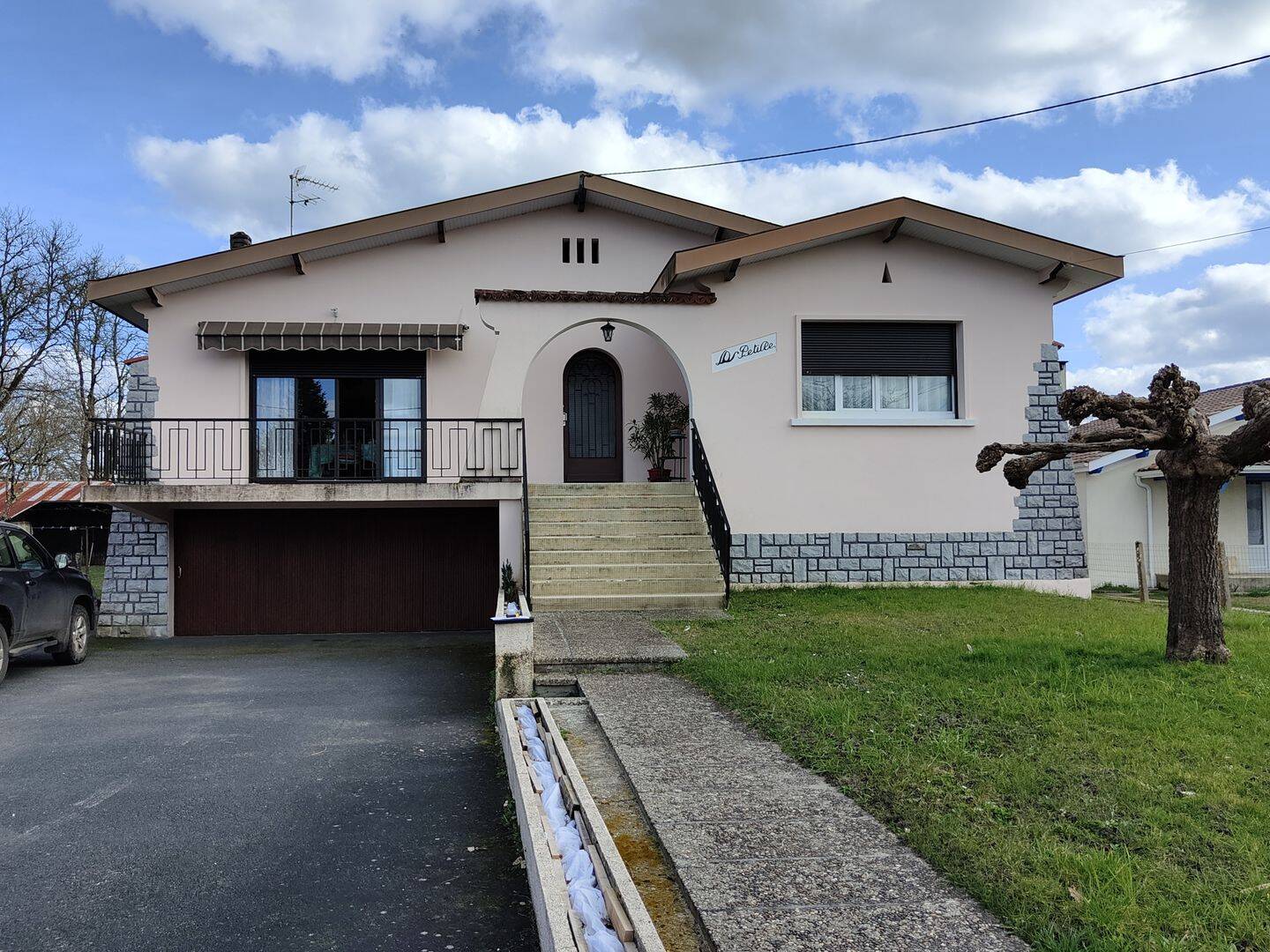 Maison 5 pièces 154 m² · à Bazas · 153,6 m² · 176 100 €
