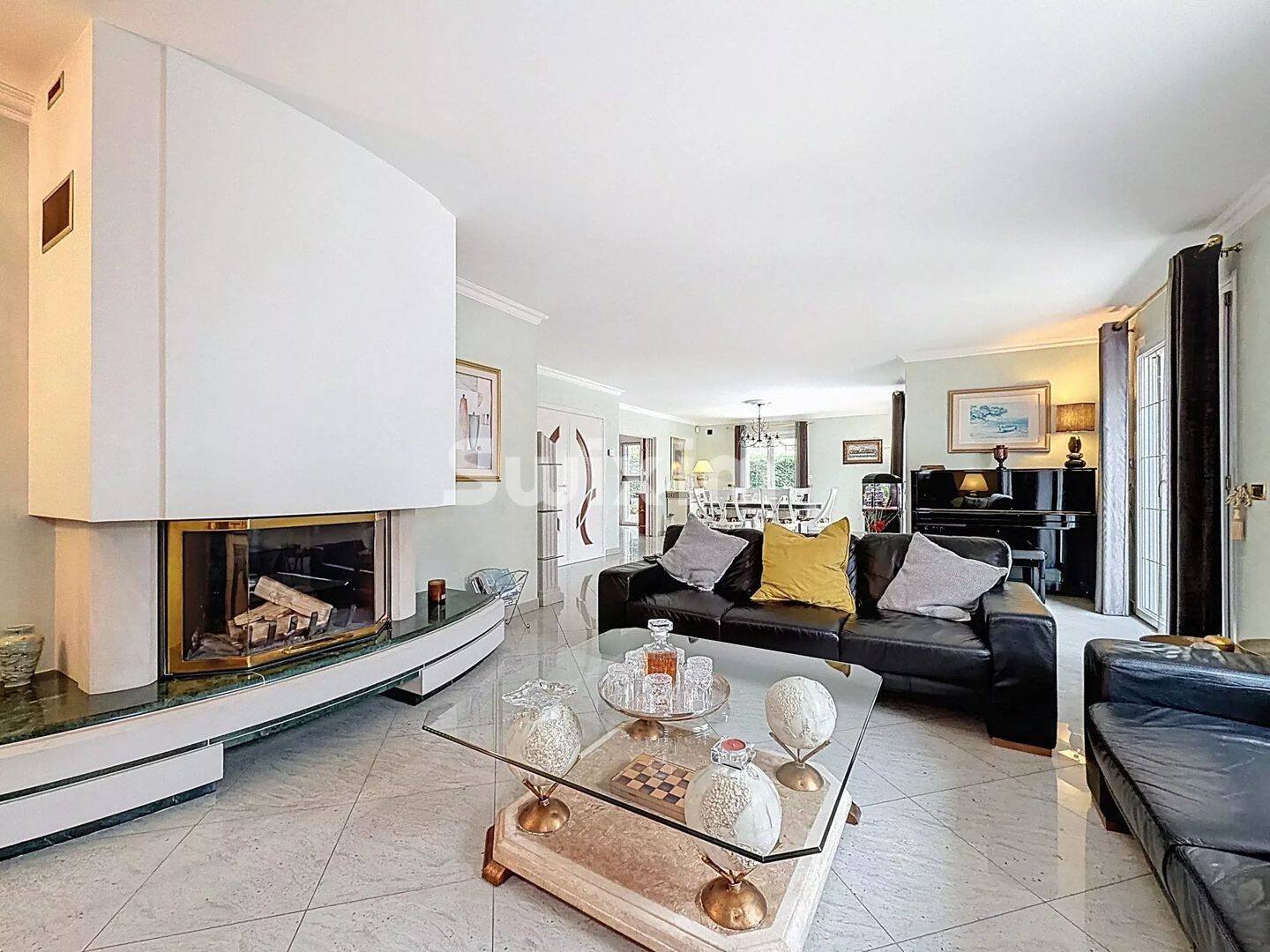 Maison 6 pièces 313 m² · à Veigy-Foncenex · 313 m² · 1 289 000 €