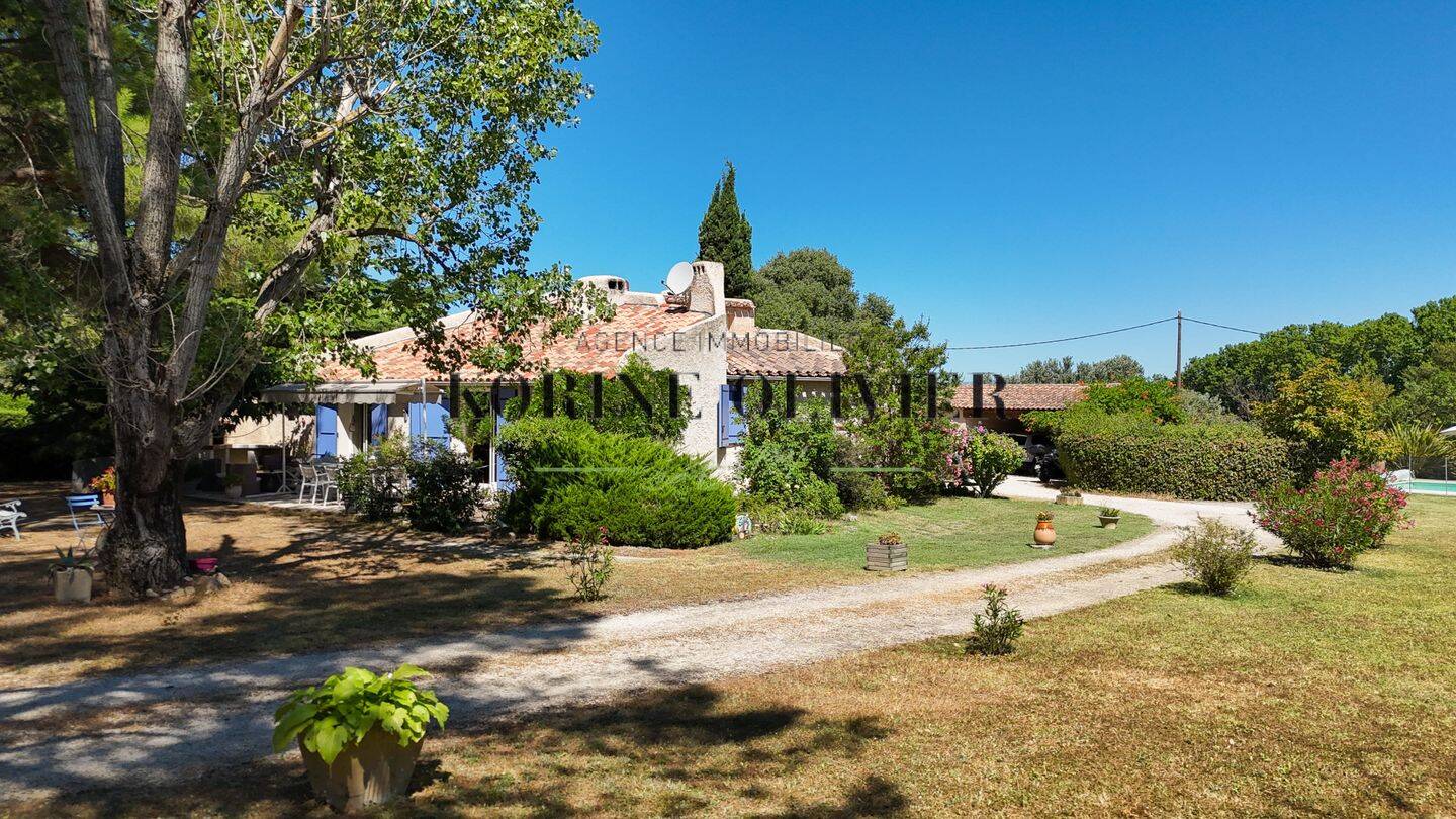 Maison 8 pièces 140 m² · à Le Puy-Sainte-Réparade · 140 m² · 790 000 €