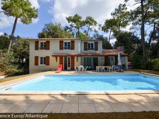 Villa à vendre 572 000 € 5 pièces 4 chambres 130 m² 1 040 m² de terrain La Palmyre Les Mathes 17570