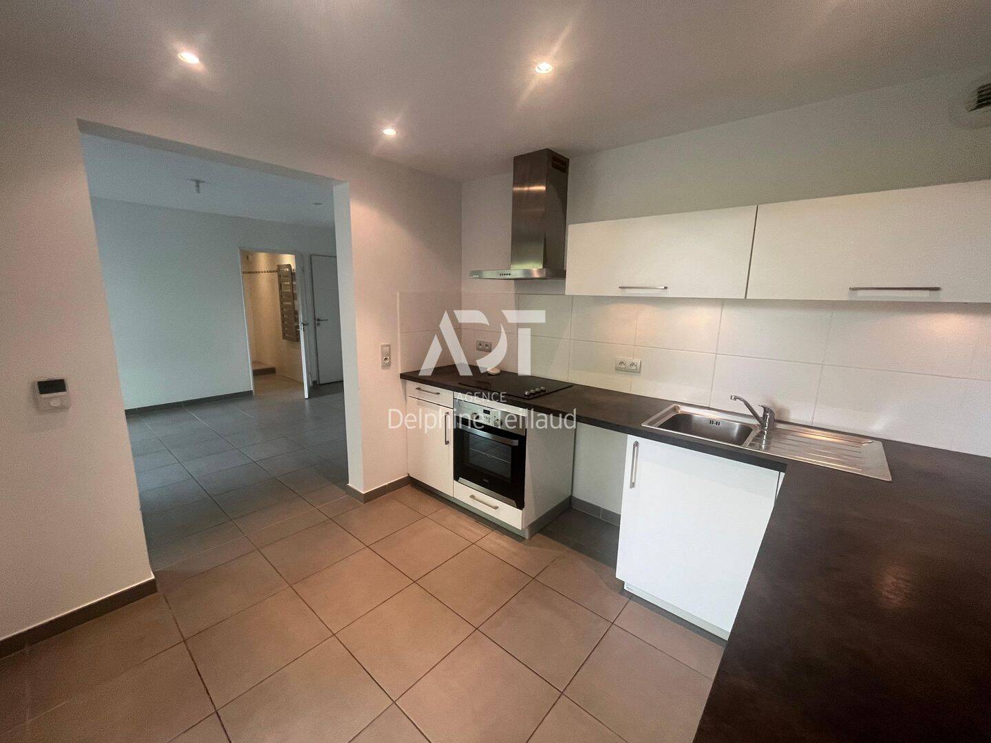 Appartement 2 pièces 42 m² · à Grenoble · 42 m² · 890 €