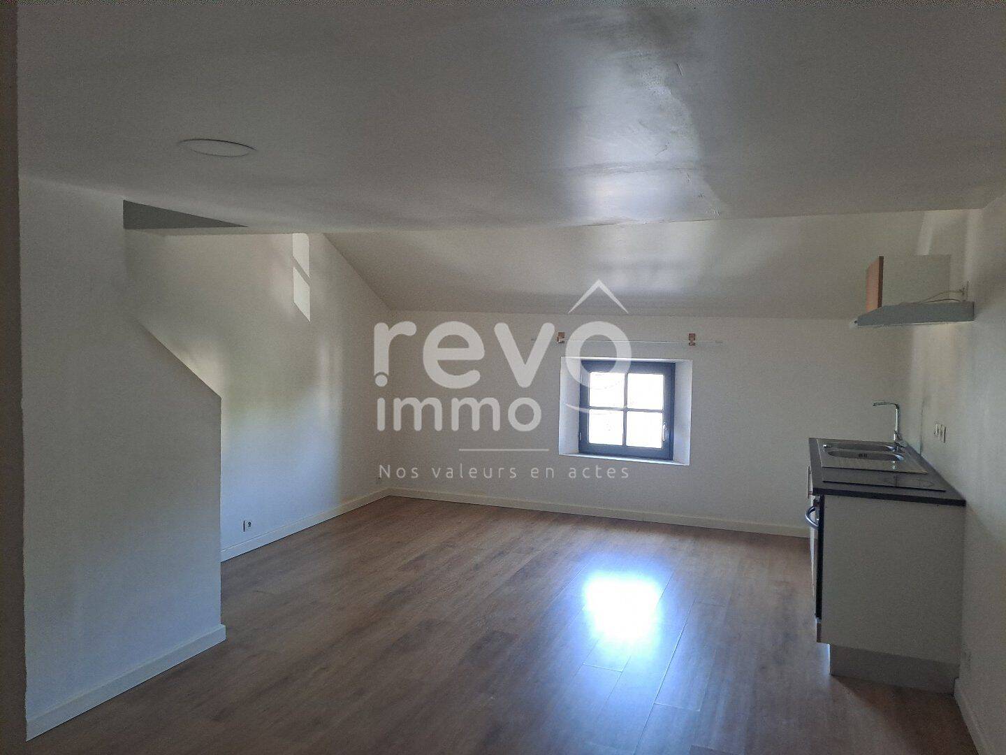 Appartement 3 pièces 50 m² · à Baugé-en-Anjou · 50 m² · 450 €