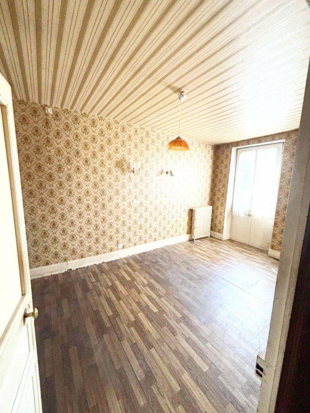 Maison 7 pièces 140 m² · à Eydoche · 140 m² · 149 000 €
