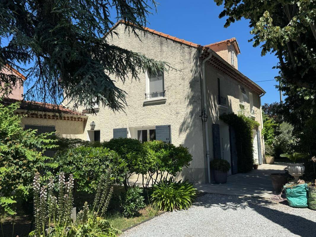 Maison 5 pièces 150 m² · à Montélimar · 150 m² · 329 000 €
