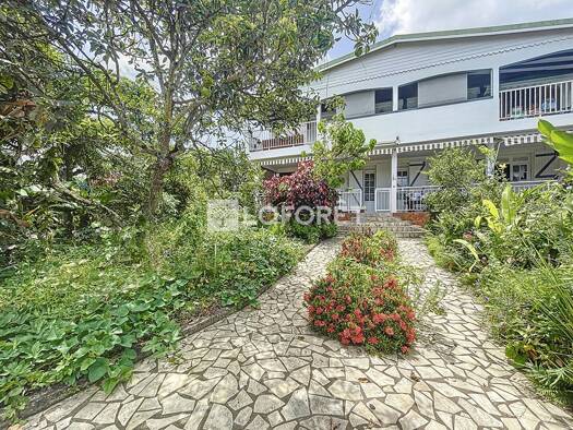 Villa à vendre 540 000 € 12 pièces 8 chambres 335 m² 954 m² de terrain Morne-à-l'Eau 97111