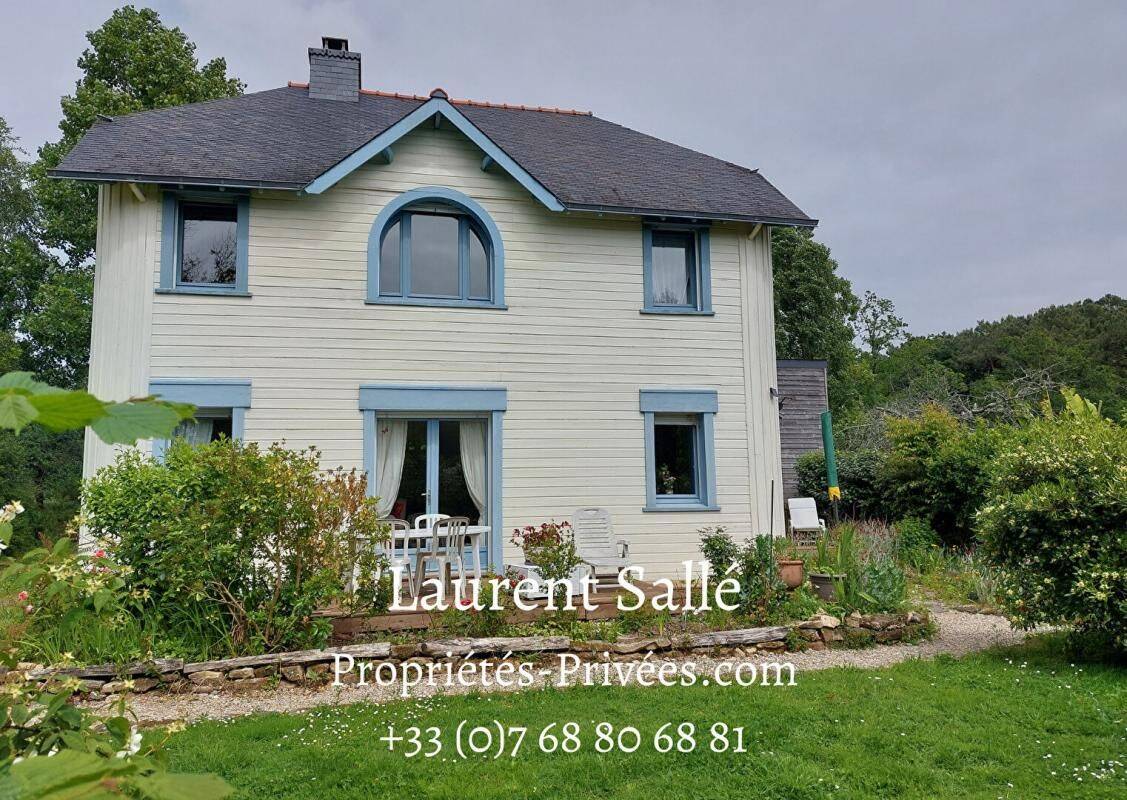 Maison 8 pièces 151 m² · à Ambon · 151 m² · 499 000 €