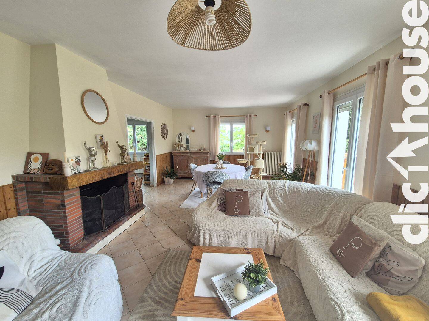 Maison 8 pièces 172 m² · à Saline · 172 m² · 548 000 €