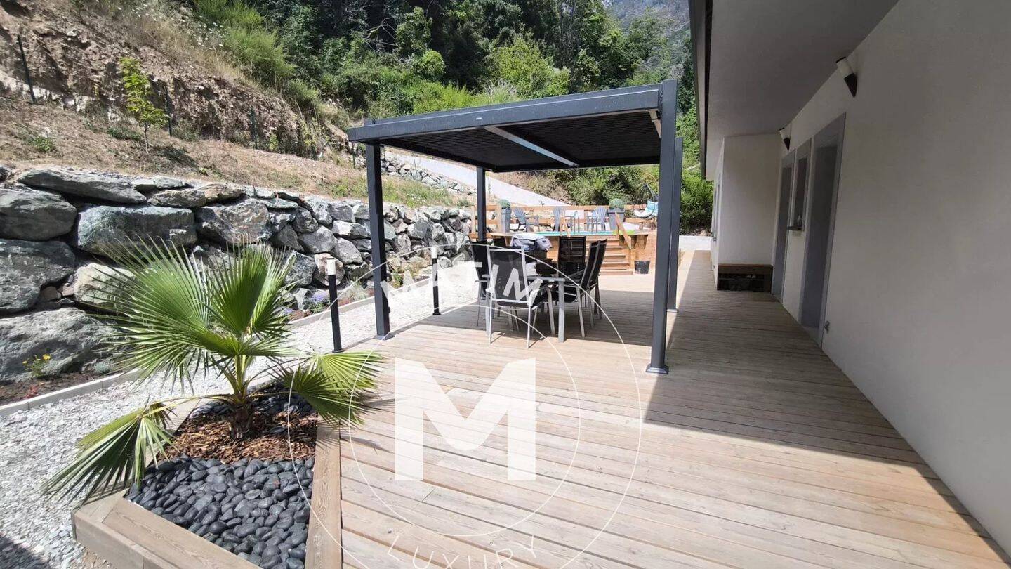Maison 5 pièces 124 m² · à Cervione · 124,4 m² · 479 000 €