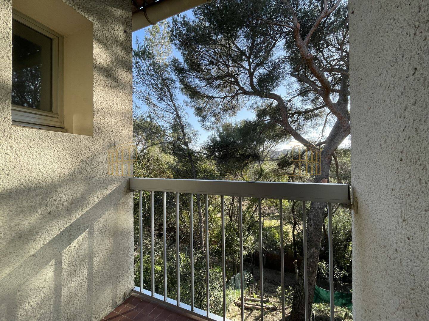 Appartement 1 pièce 20 m² · à Nîmes · 19,9 m² · 439 €