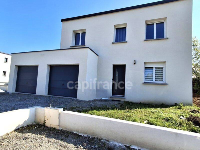 Maison 5 pièces 109 m² · à Pleuven · 109 m² · 359 000 €