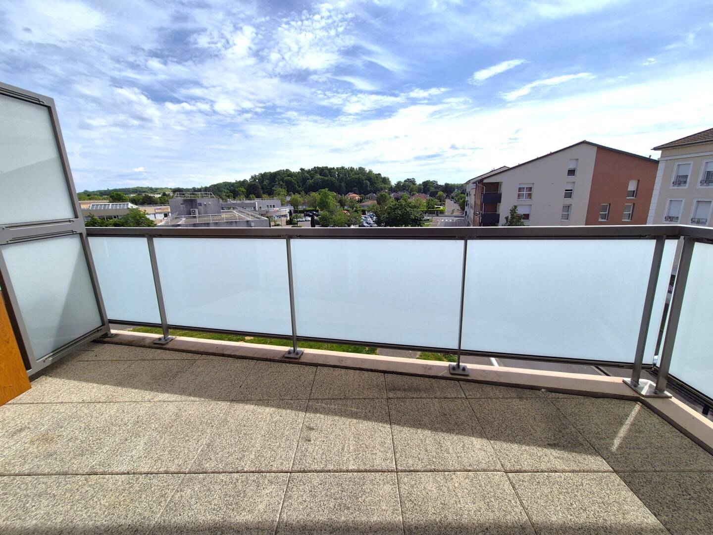 Appartement 3 pièces 58 m² · à Meyzieu · 57,9 m² · 198 000 €