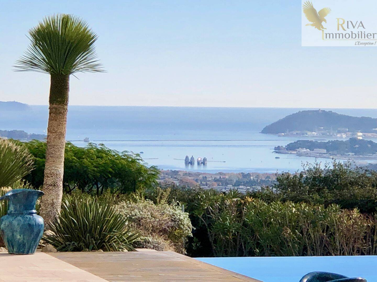 Maison 12 pièces 330 m² · à Sanary-sur-Mer · 330 m² · 2 942 000 €
