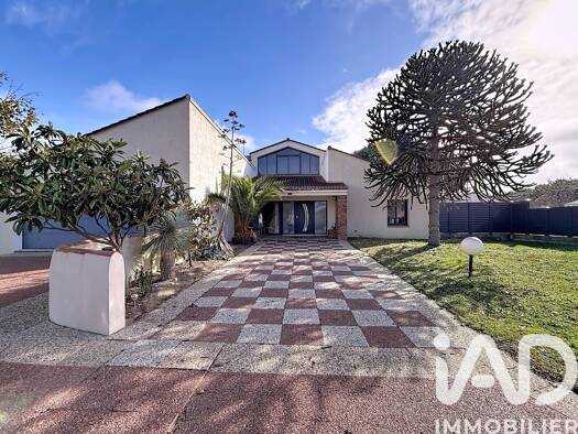 Maison à vendre 798 000 € 6 pièces 3 chambres 229 m² 1 516 m² de terrain Peripherie Saint-Jean-de-Monts 85160