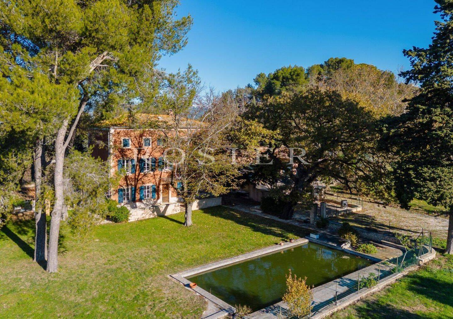 Maison 10 pièces 250 m² · à Oppède · 250 m² · 1 580 000 €