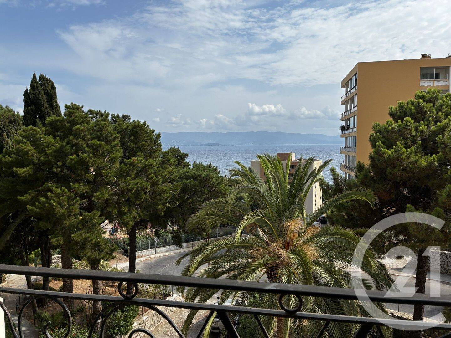 Appartement 5 pièces 149 m² · à Ajaccio · 149 m² · 1 580 €/mois