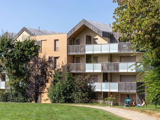 Appartement à louer 694 € 2 pièces 1 chambre 52,9 m² Étage 2/2 Est Pacé 35740