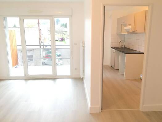 Appartement à louer 595 € 2 pièces 1 chambre 47 m² Étage 1/3 Jean-Jaurès-Petit-Banque Vesoul 70000