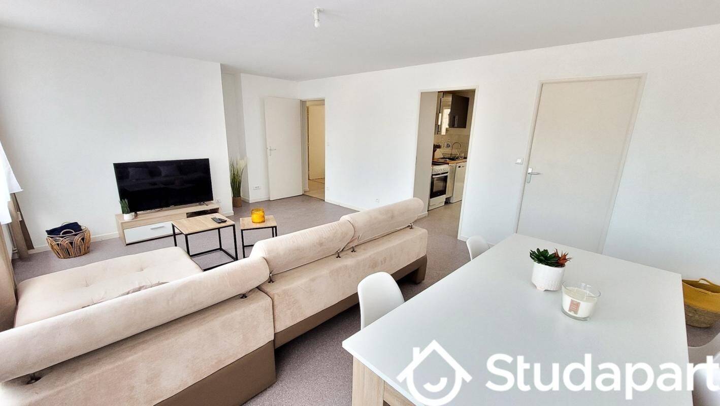 1 pièce 12 m² · à Le Mans · 12 m² · 399 €