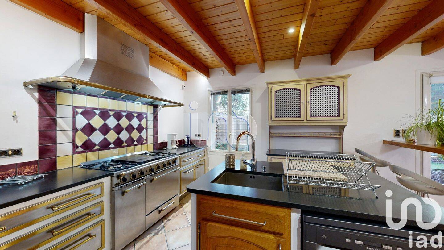 Maison 6 pièces 213 m² · à Gratentour · 213 m² · 428 000 €