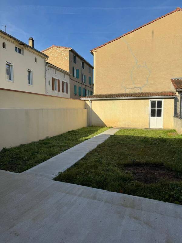 Maison 3 pièces 67 m² · à Castres · 67 m² · 815 €/mois