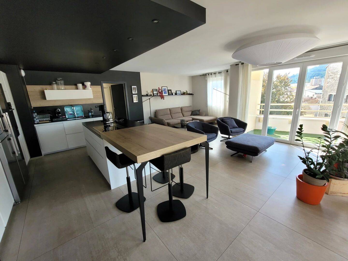 Appartement 5 pièces 133 m² · à Alès · 132,8 m² · 530 000 €